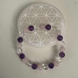 Selenite flower plate with rose quartz, amethyst and clear quartz bracelet